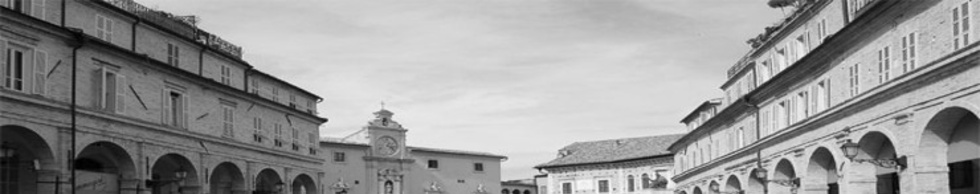 Piazza Del Popolo Fermo